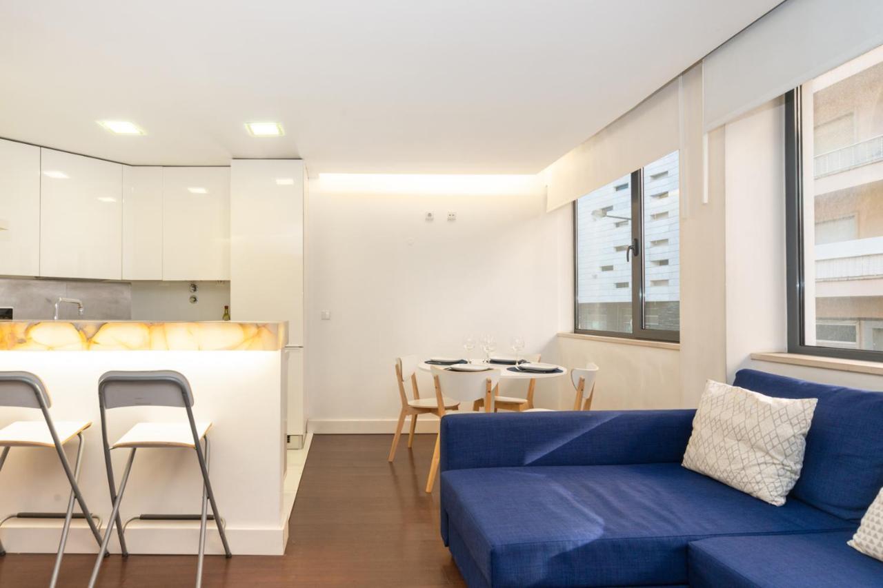 Comfortable Apartment In Marques De Pombal ลิสบอน ภายนอก รูปภาพ