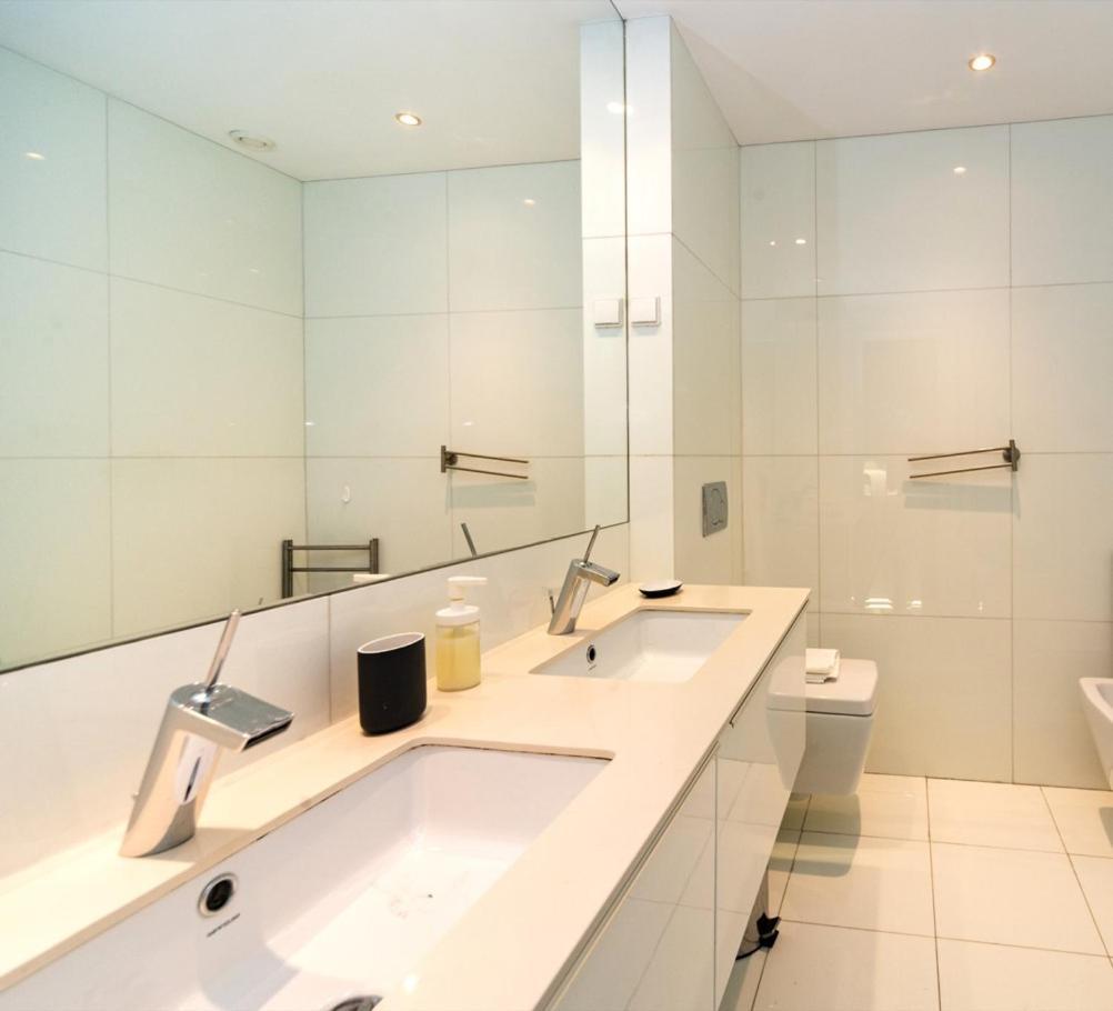 Comfortable Apartment In Marques De Pombal ลิสบอน ภายนอก รูปภาพ